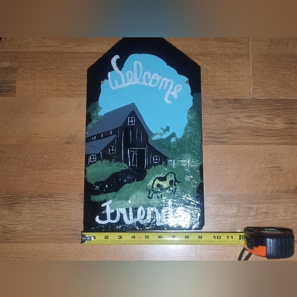 Welcome Friends Handpainted Farm Scenery Sign - Picture 3 of 8